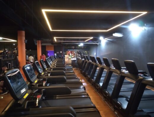 Academia Dinâmica Fit