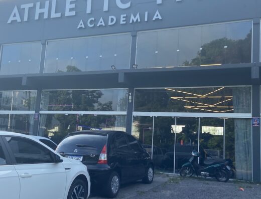 Athletic fit T.neves