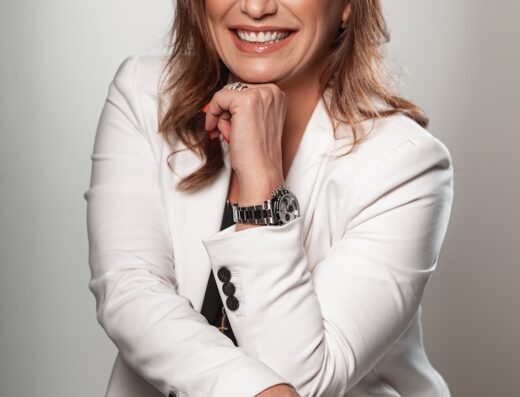 Dra Isabel Carazzo – Dentista
