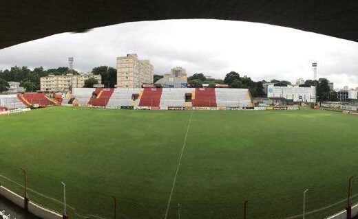 Estádio Presidente Vargas (Baixada Melancólica) (Acesso Leste)