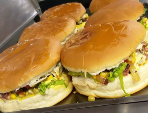 Maxi Lanches